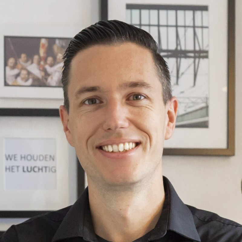 Portretfoto van Raymond Rummens